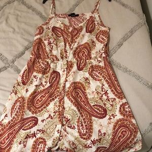 Cute flowy summer dress